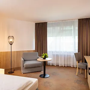 Plaza Hotel&living Frankfurt Hotel