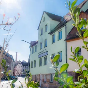 Haus99 Budget & Apartamento Fürth